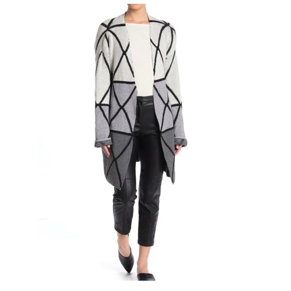 JOSEPH A Gray Geometric Asymmetrical Open Cardigan - Picture 1 of 11